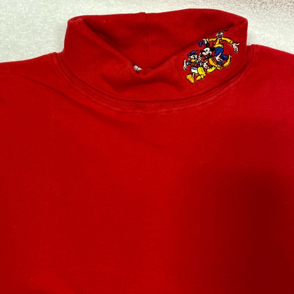 Vintage Mickey & co, embroidered red long sleeve turtleneck large